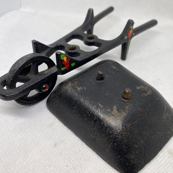 Vintage Miniature Wheel Barrel Cast Iron 6 1/2” L - Picture 3 of 5